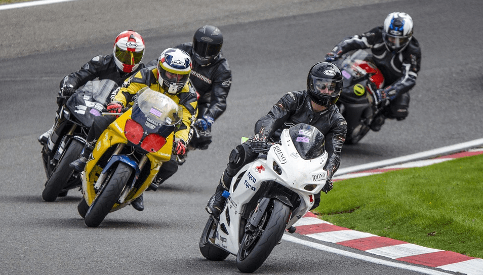 Rennverkleidung bei Motorrädern